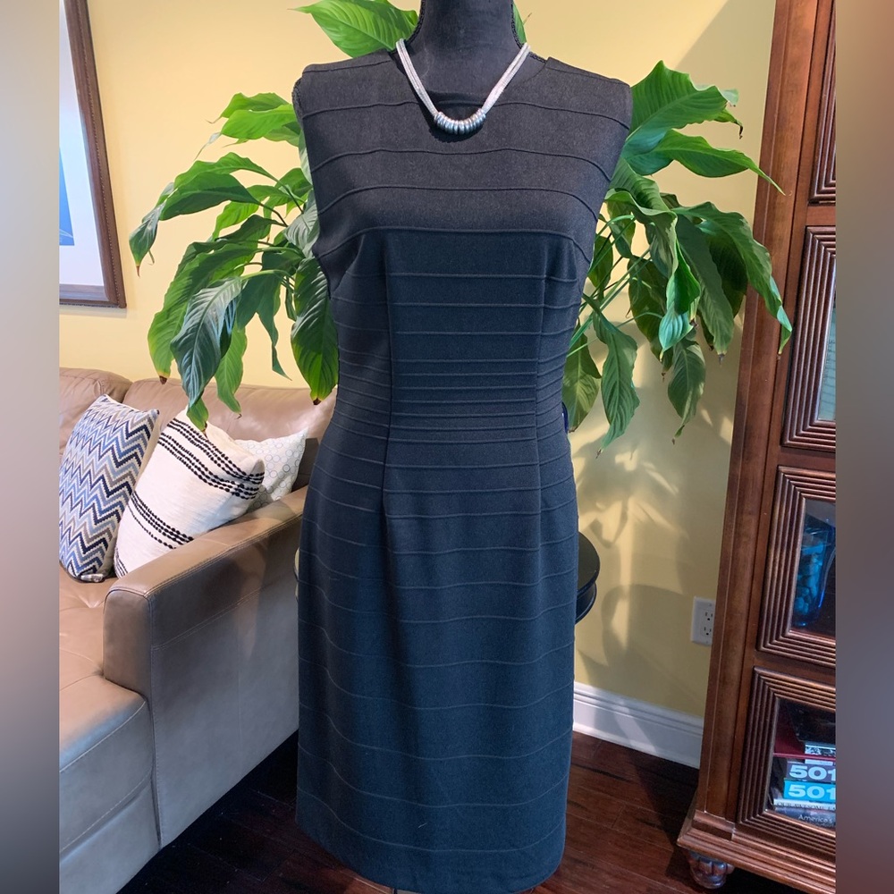 Margaret M dress - size Large